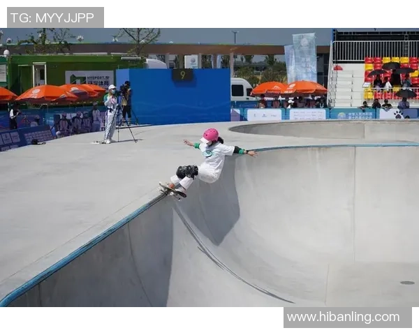 武汉极限运动队在滑板精英赛中以87分稳居积分榜首位 武汉极限运动队在滑板精英赛中以87分稳居积分榜首位